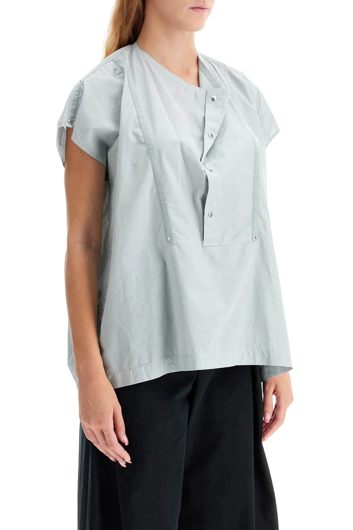 Blusa con scollo sciallato